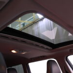 Volvo - V70 - D4 R-Design aut // Webasto / Koukku / Nahat / Keyless / Navi // - Farmari