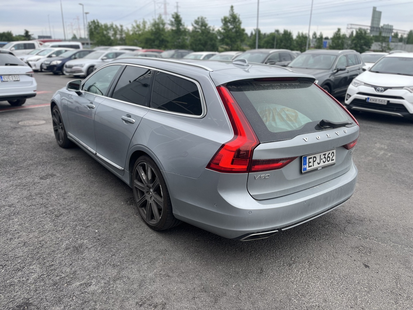 Volvo - V90 - D5 AWD Inscription aut - Farmari