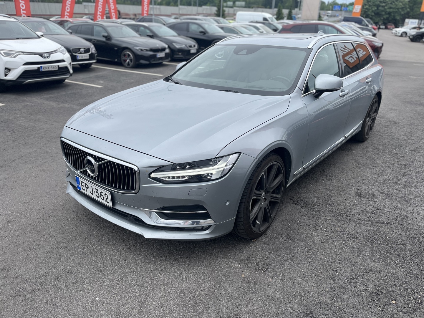 Volvo - V90 - D5 AWD Inscription aut - Farmari