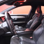 Volvo - V90 - D3 R-Design aut // LED / Adapt.vakkari / Pilot assist / Webasto / Koukku / VOC / Navi / Keyless / Tutkat / Lohkolämmitin - Farmari
