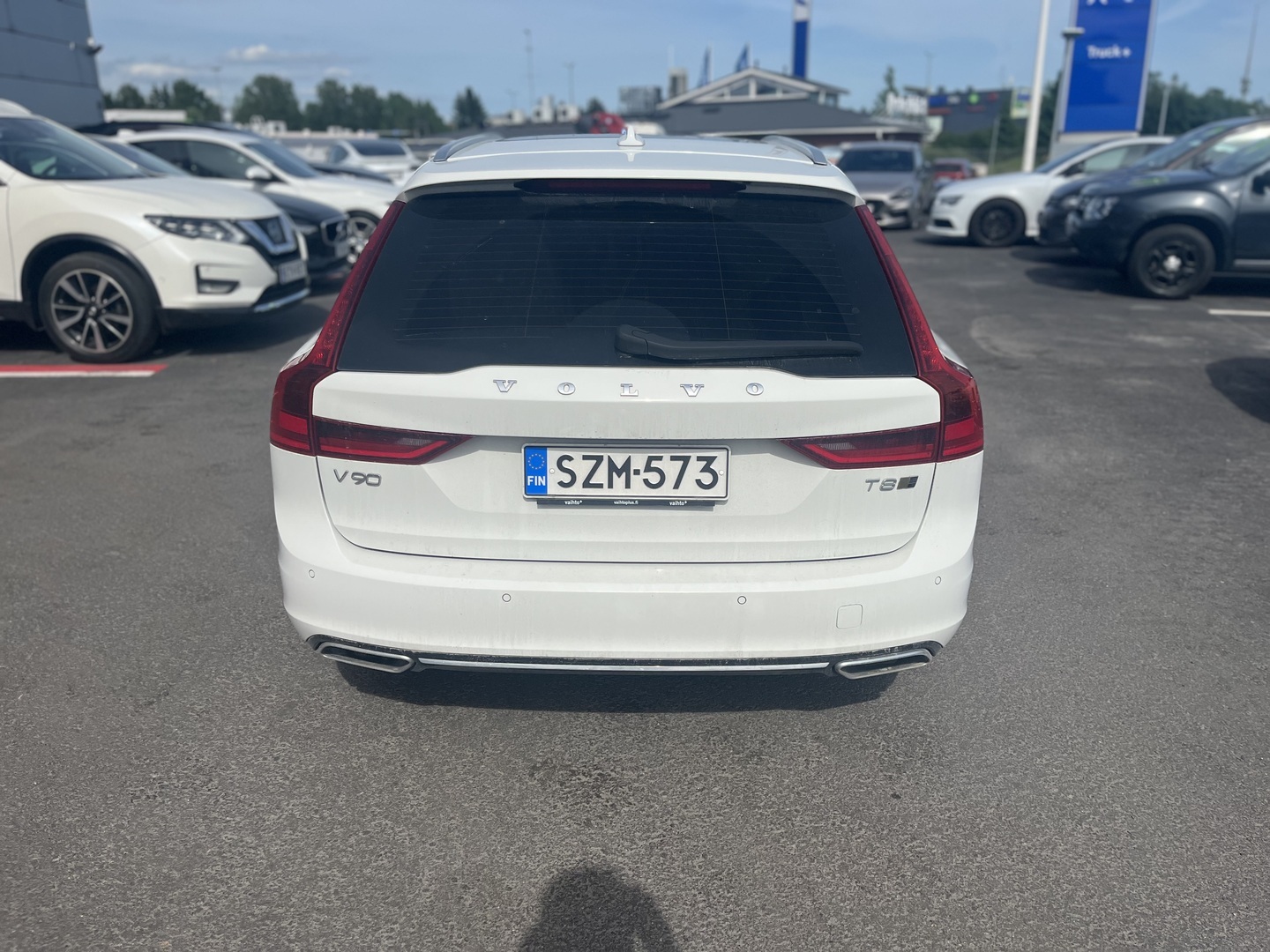 Volvo - V90 - T8 TwE AWD Inscription aut // SUOMI-auto / Pa-lämmitin / Panorama / - Farmari
