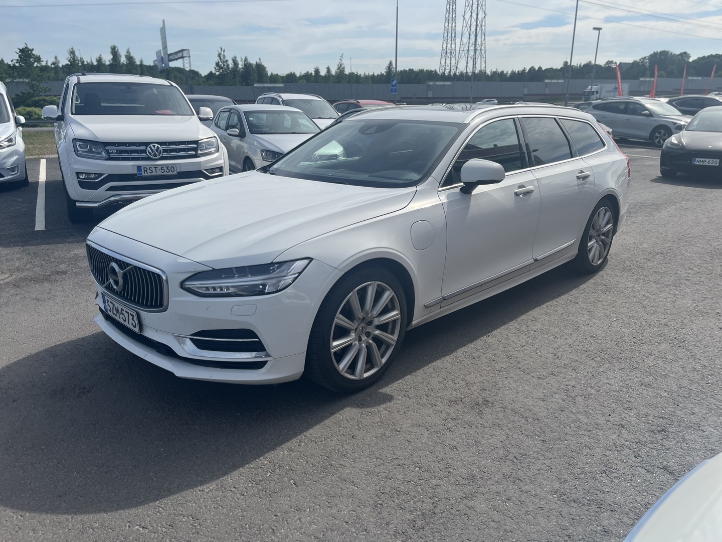 Volvo - V90 - T8 TwE AWD Inscription aut // SUOMI-auto / Pa-lämmitin / Panorama / - Farmari