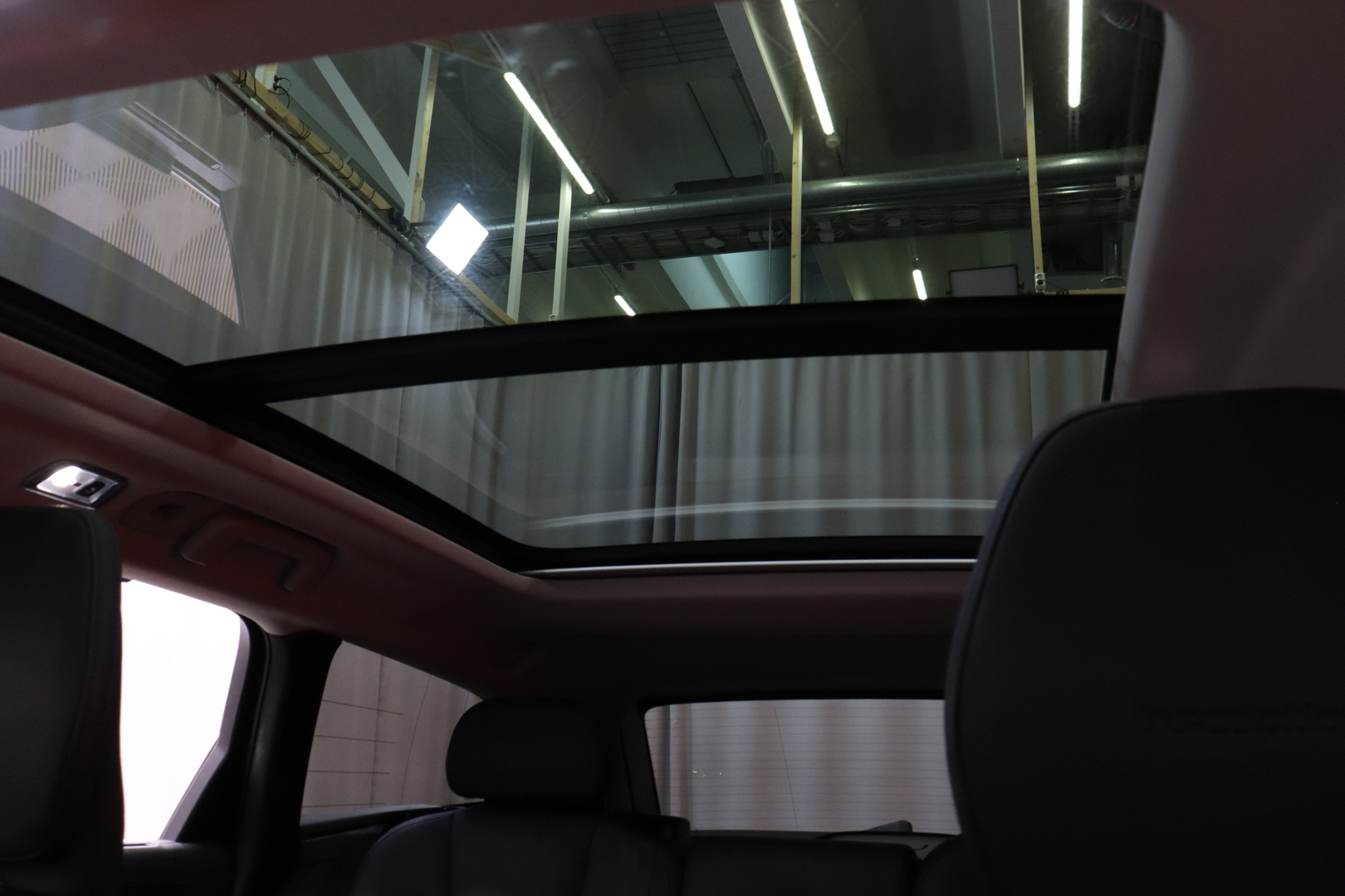Volvo - V90 - T8 TwE AWD Inscription aut // Suomi-auto / Pilot Assist / AppleCarPlay / Panorama / ACC / Pa-lämmitin / BLIS // - Farmari