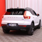 Volvo - XC40 - T5 Twin Engine R-Design Business aur // 1-om. Suomi-auto / Webasto / Pilot assist / VOC / H&K / Blis / 360° / LED // - Maastoauto