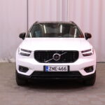 Volvo - XC40 - T5 Twin Engine R-Design Business aur // 1-om. Suomi-auto / Webasto / Pilot assist / VOC / H&K / Blis / 360° / LED // - Maastoauto