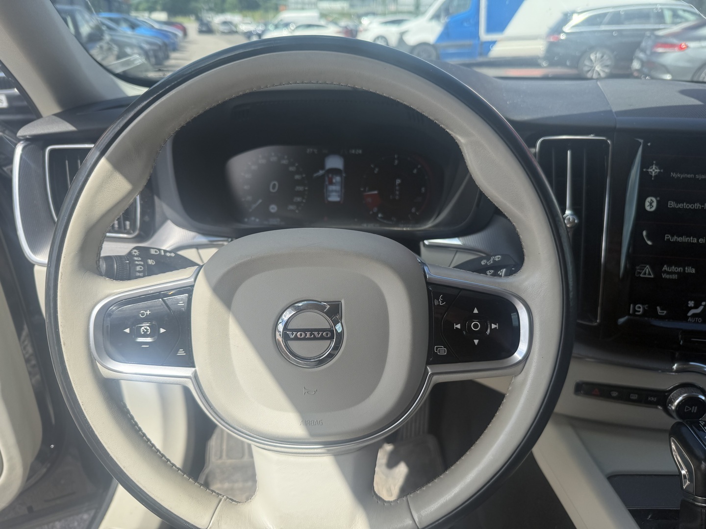 Volvo - XC60 - D5 AWD Inscription aut - Maastoauto