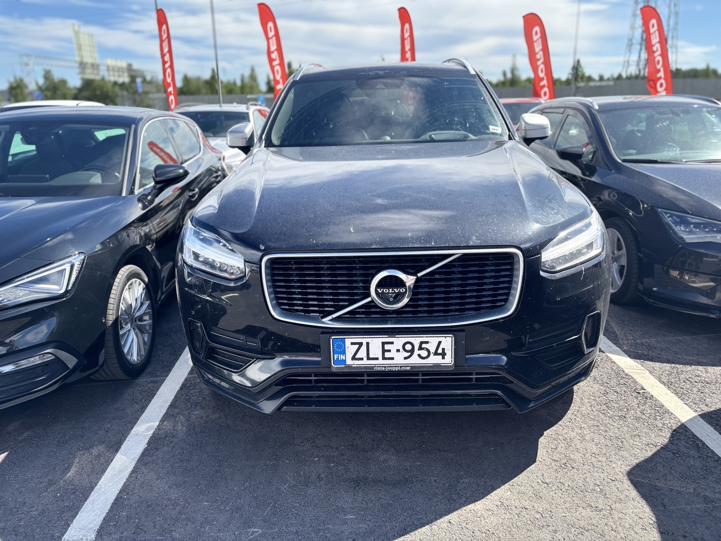 Volvo - XC90 - D5 AWD R-Design aut - Maastoauto