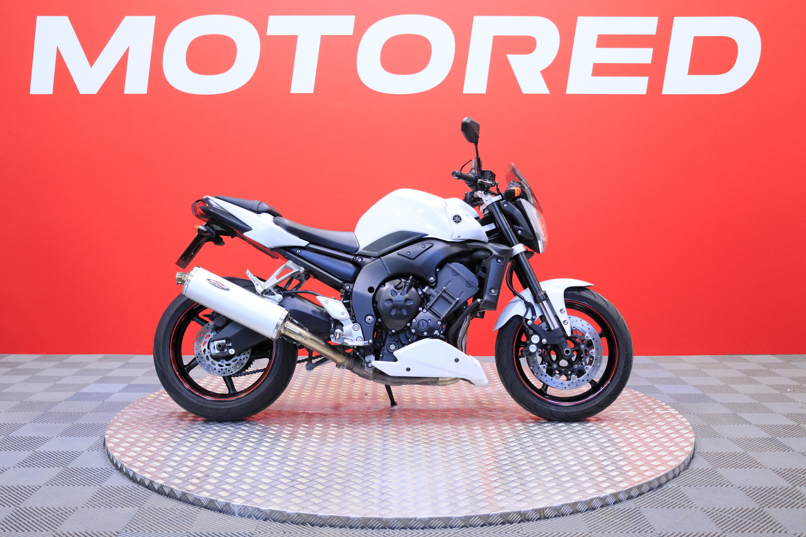 Yamaha - FZ1-N - // Bos / Huoltokirja / Suomi-Pyörä / Priimakuntoinen! - Moottoripyörä