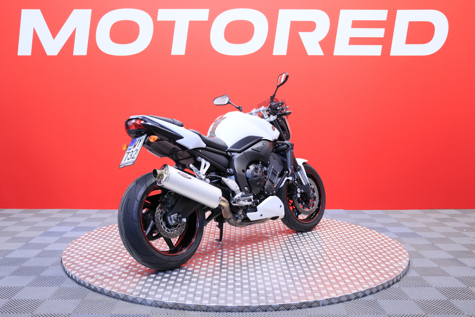 Yamaha - FZ1-N - // Bos / Huoltokirja / Suomi-Pyörä / Priimakuntoinen! - Moottoripyörä