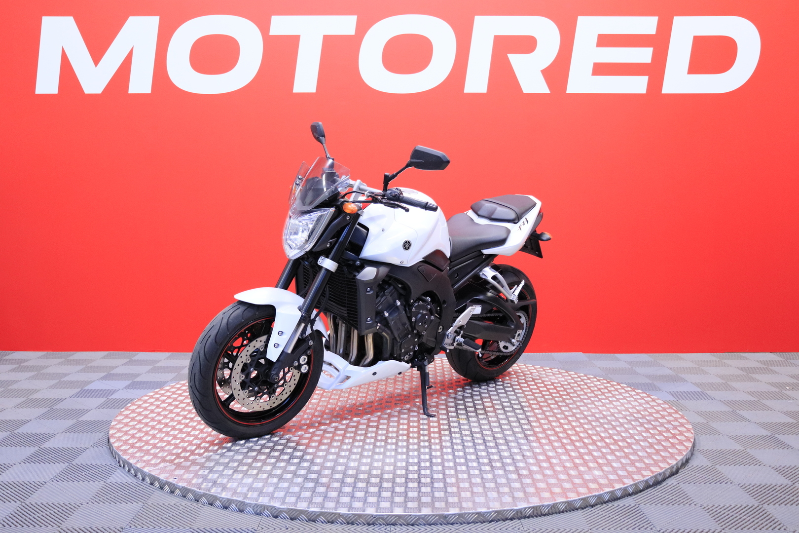 Yamaha - FZ1-N - // Bos / Huoltokirja / Suomi-Pyörä / Priimakuntoinen! - Moottoripyörä