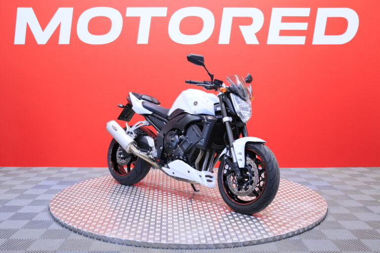 Yamaha - FZ1-N - // Bos / Huoltokirja / Suomi-Pyörä / Priimakuntoinen! - Moottoripyörä