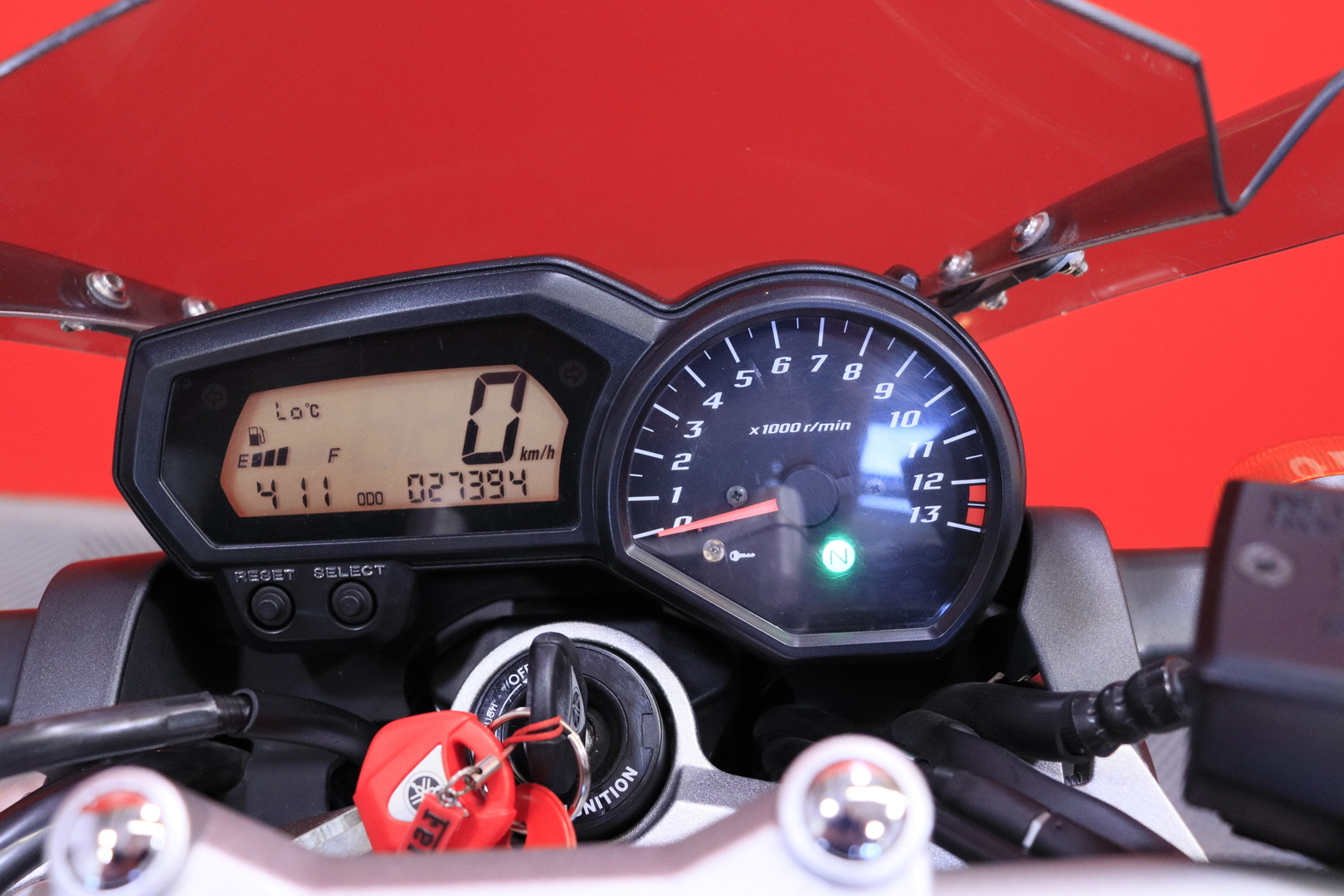 Yamaha - FZ1-N - // Bos / Huoltokirja / Suomi-Pyörä / Priimakuntoinen! - Moottoripyörä
