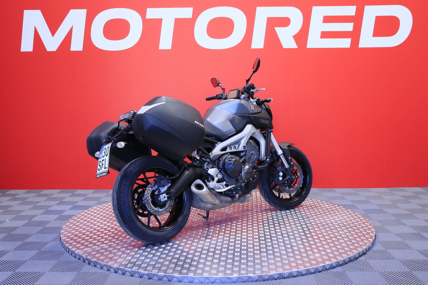Yamaha - MT-09 - // Juuri saapunut! / Suomi-pyörä /  Laukut / Ajomodet // - Moottoripyörä