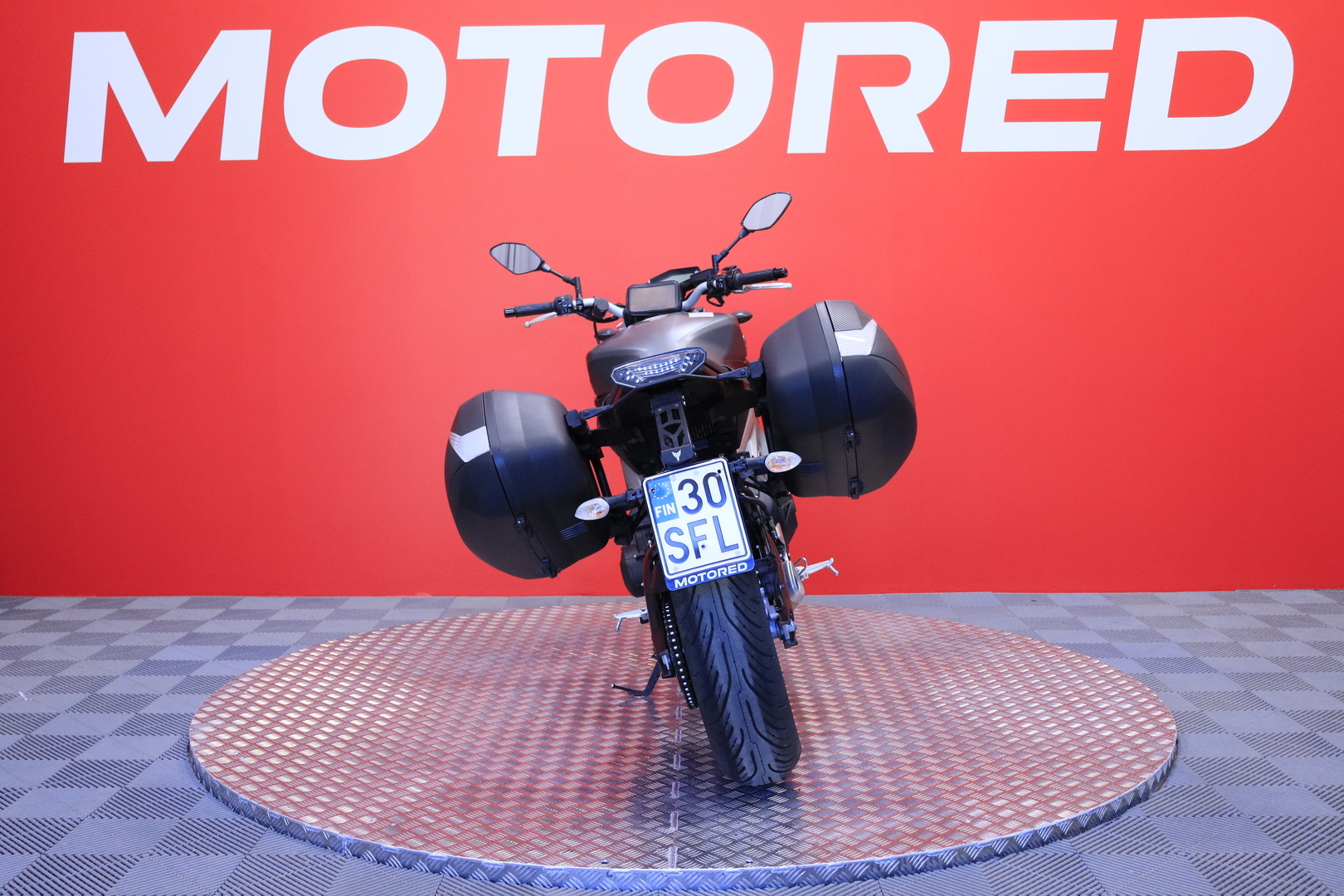 Yamaha - MT-09 - // Juuri saapunut! / Suomi-pyörä /  Laukut / Ajomodet // - Moottoripyörä