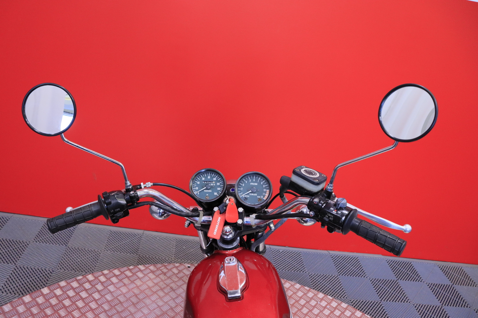 Yamaha - RD - 125 DX // Myydään huutokaupat.com // - Moottoripyörä