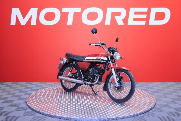 Yamaha - RD - 125 DX // Myydään huutokaupat.com // - Moottoripyörä