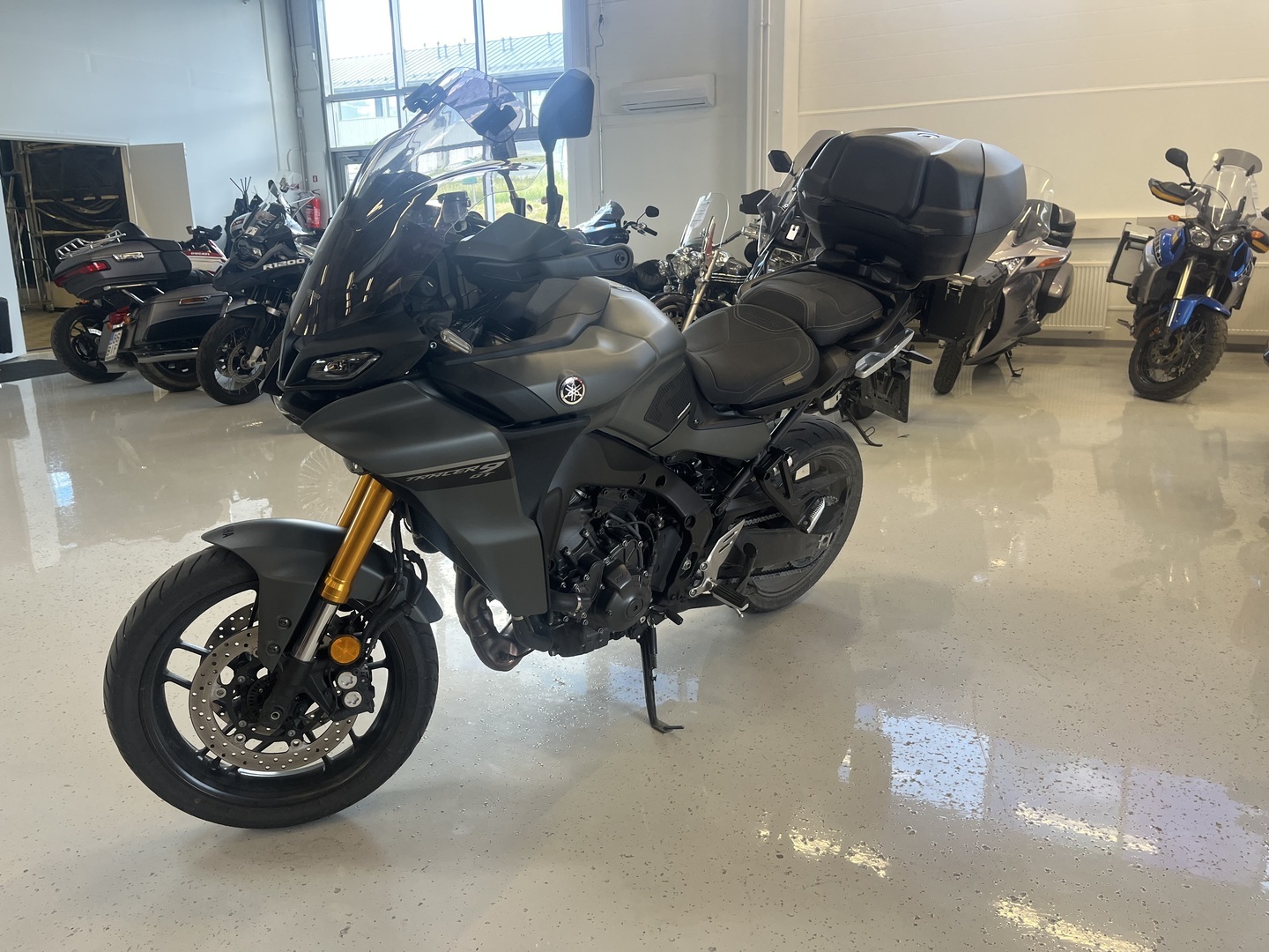 Yamaha - TRACER - 900GT // JUURI SAAPUNUT / Vakkari / Ajo-modet / Juuri Huollettu / 3x laukut // - Moottoripyörä