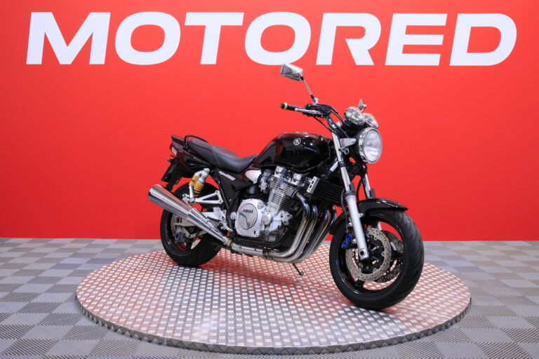 Yamaha - XJR - 1300 // Juuri saapunut! / 3x Laukut / Öhlins / Suomi-Pyörä // - Moottoripyörä