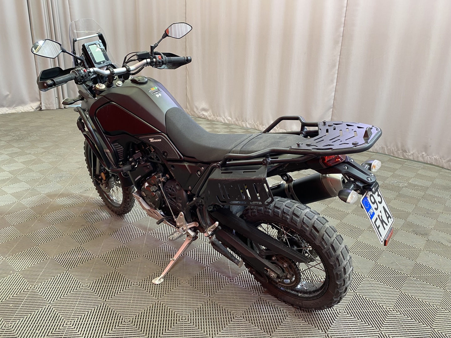 Yamaha - XTZ - 700 Tenere - Moottoripyörä
