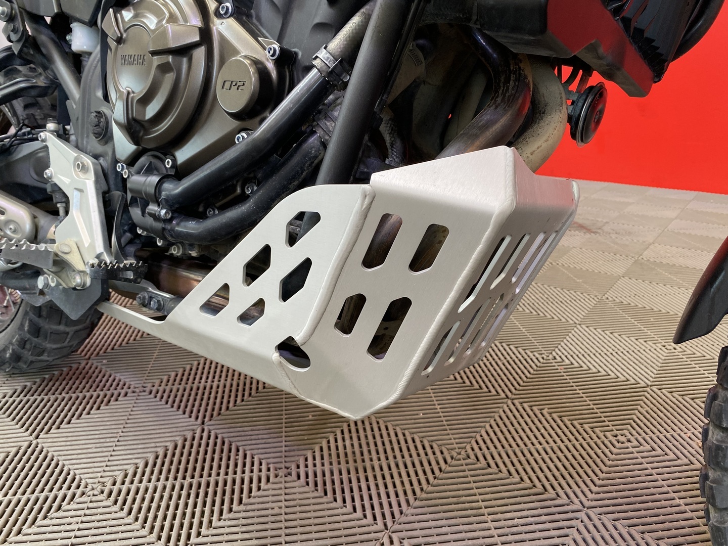 Yamaha - XTZ - 700 Tenere - Moottoripyörä