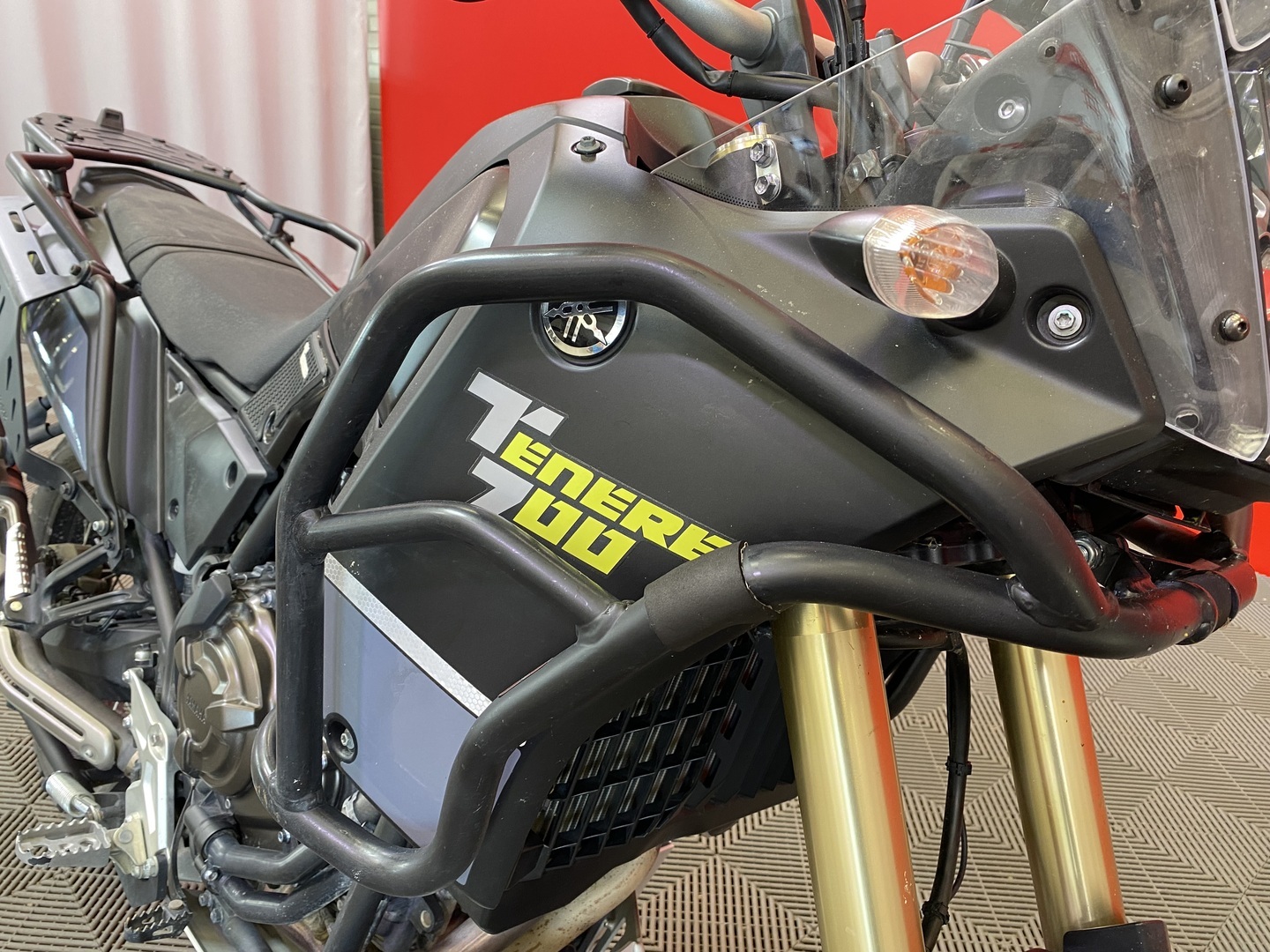 Yamaha - XTZ - 700 Tenere - Moottoripyörä