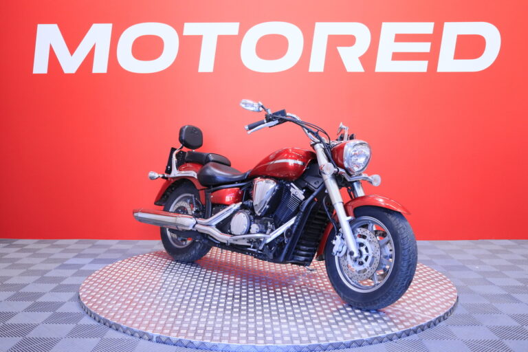 Yamaha - XVS - 1300 A Midnight Star // Juuri saapunut! / 1-om. / Suomi-pyörä / Sissybar // - Moottoripyörä