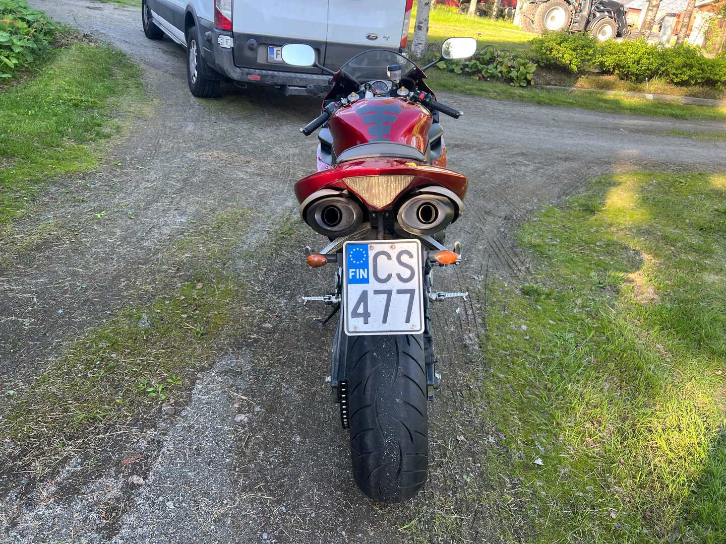 Yamaha - YZF-R1 - // Tulossa myyntiin! / Suomipyörä / Siistikuntoinen / Hyvät renkaat // - Moottoripyörä