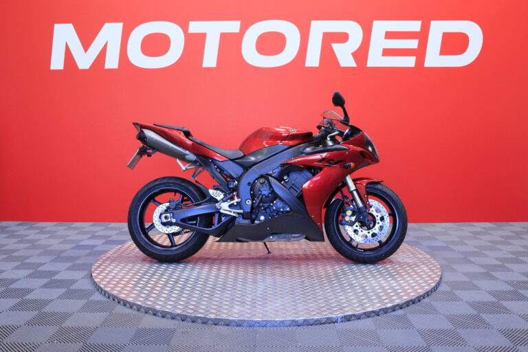 Yamaha YZF-R1