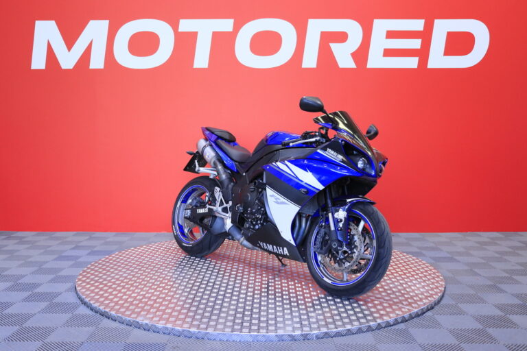 Yamaha - YZF-R1 - // Juuri saapunut! / Leovince / Kaatumatapit / Huoltokirja // - Moottoripyörä