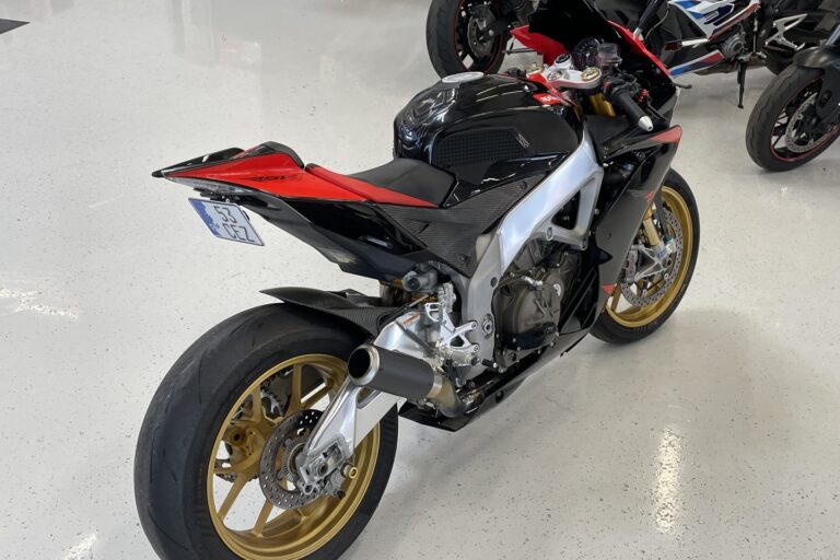 Aprilia RSV4