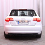 Audi - A3 - Sportback Attraction S line Business Plus 1,4 TFSI 92kW S tronic // Vakionopeudensäädin / Ilmastointi / 2x renkaat // - Viistoperä