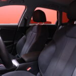 Audi - A4 - Avant Business Sport Comfort S line Edition 2,0 TDI 140 kW quattro S tronic // Suomi-auto / Webasto / Koukku // - Farmari