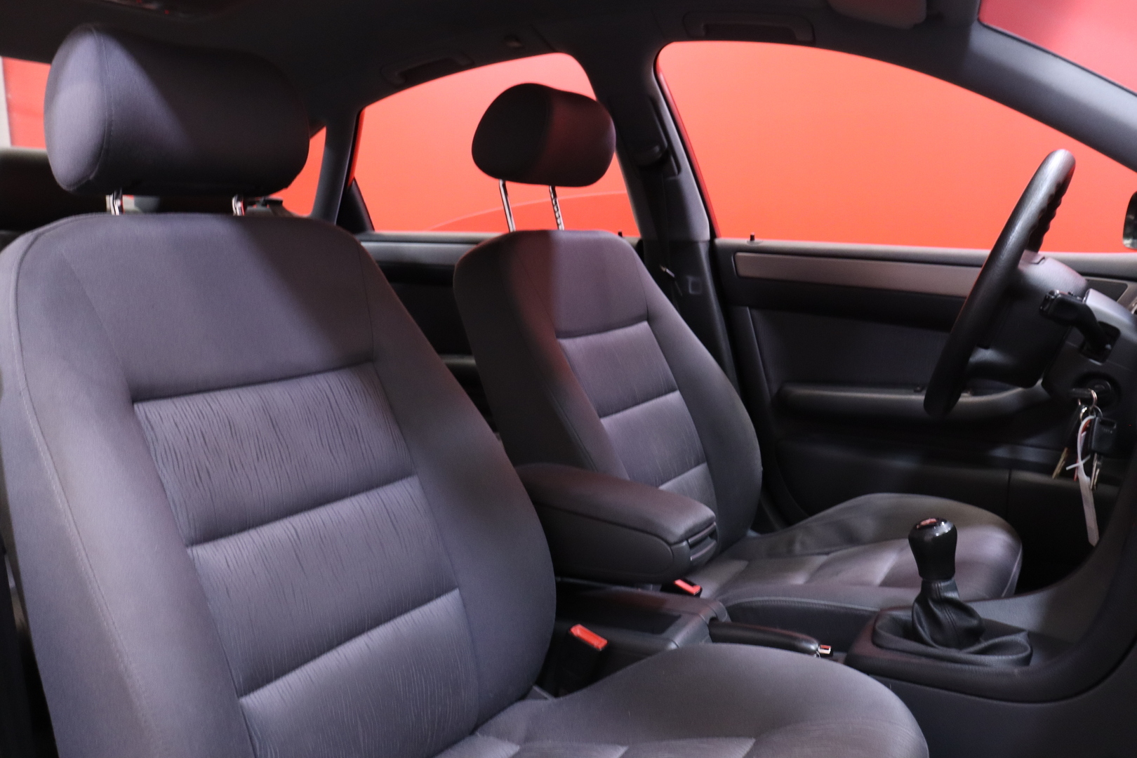 Audi - A6 - 4D SEDAN A6 2.4-4B/275 // MYYDÄÄN HUUTOKAUPAT.COM ! // - Sedan