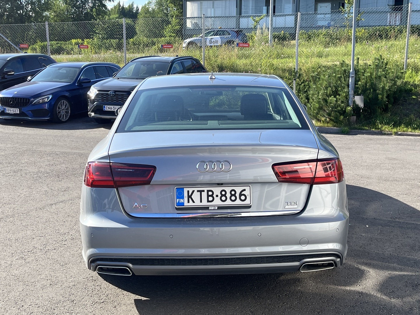 Audi - A6 - Sedan S line Business Sport 2,0 TDI 110 kW ultra S tronic / S-LINE / Webasto / Vetokoukku - Sedan