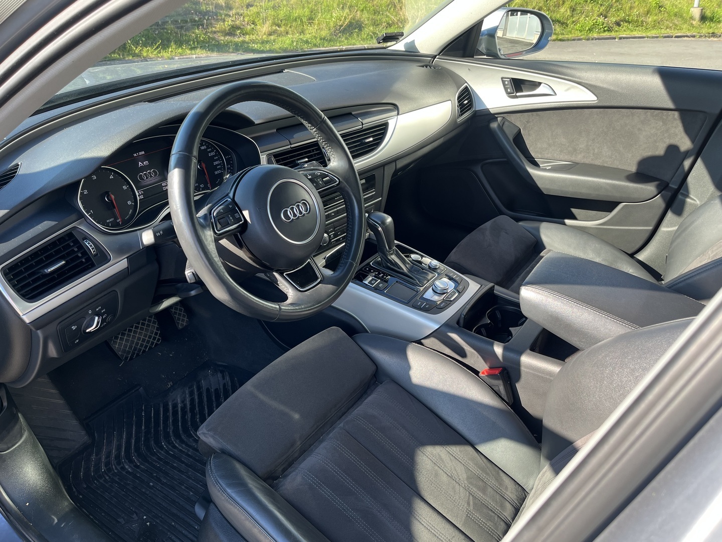 Audi - A6 - Sedan S line Business Sport 2,0 TDI 110 kW ultra S tronic / S-LINE / Webasto / Vetokoukku - Sedan