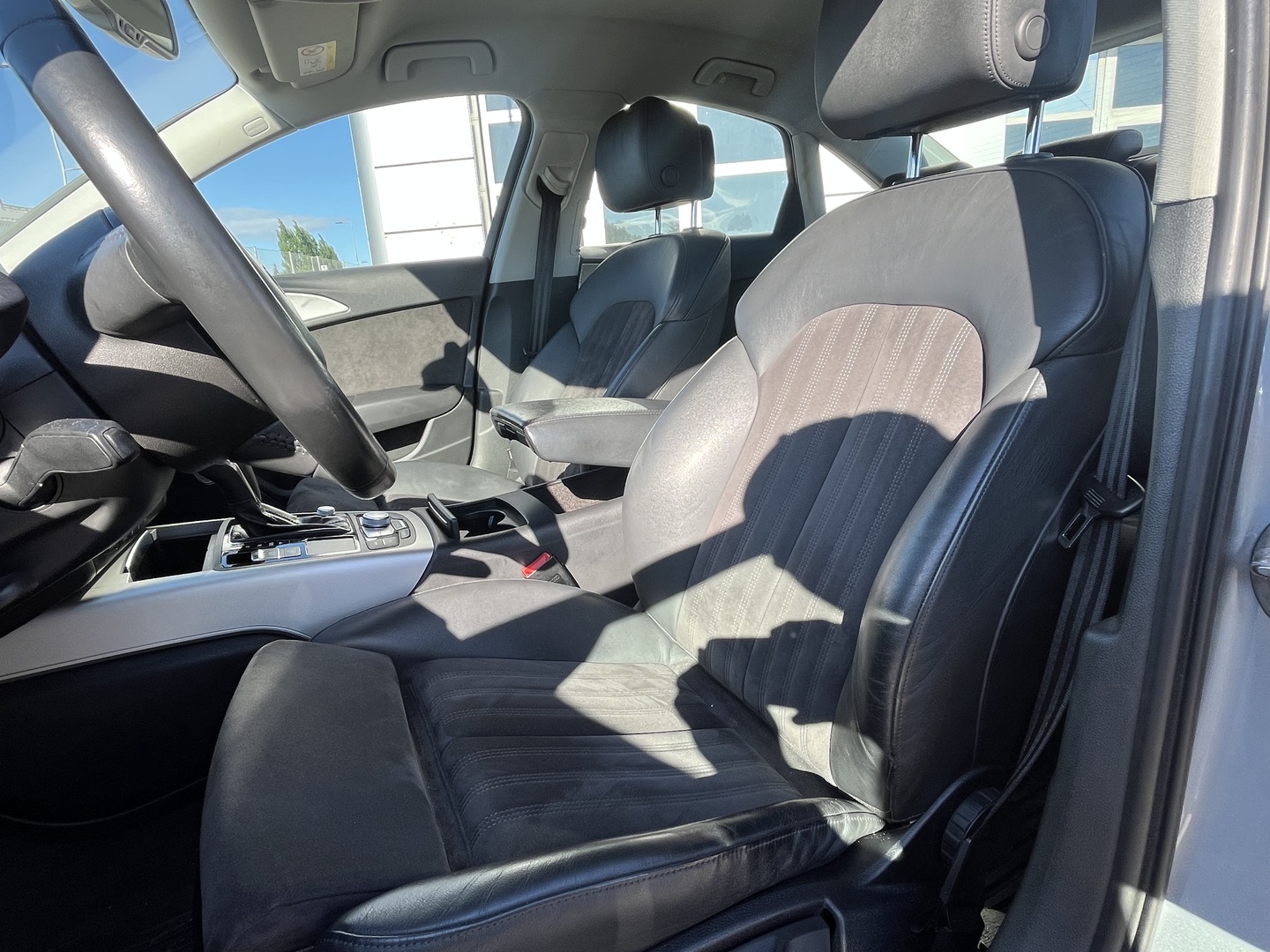 Audi - A6 - Sedan S line Business Sport 2,0 TDI 110 kW ultra S tronic / S-LINE / Webasto / Vetokoukku - Sedan