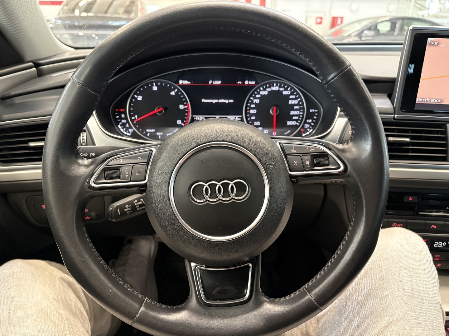 Audi - A6 - Avant S line Business Sport 2,0 TDI 110 kW ultra S tronic S-Line **Juuri Tullut! / Suomi-auto / Webasto / Kamera / Koukku** - Farmari