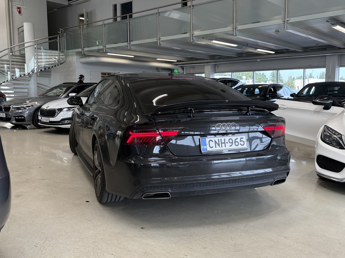 Audi - A7 - V6 BiTurbo 235kW S-line **Ilma-alusta / MMI Plus / HUD / Adapt. vakkari / Matrix LED / Keyless / Lisälämmitin** - Viistoperä