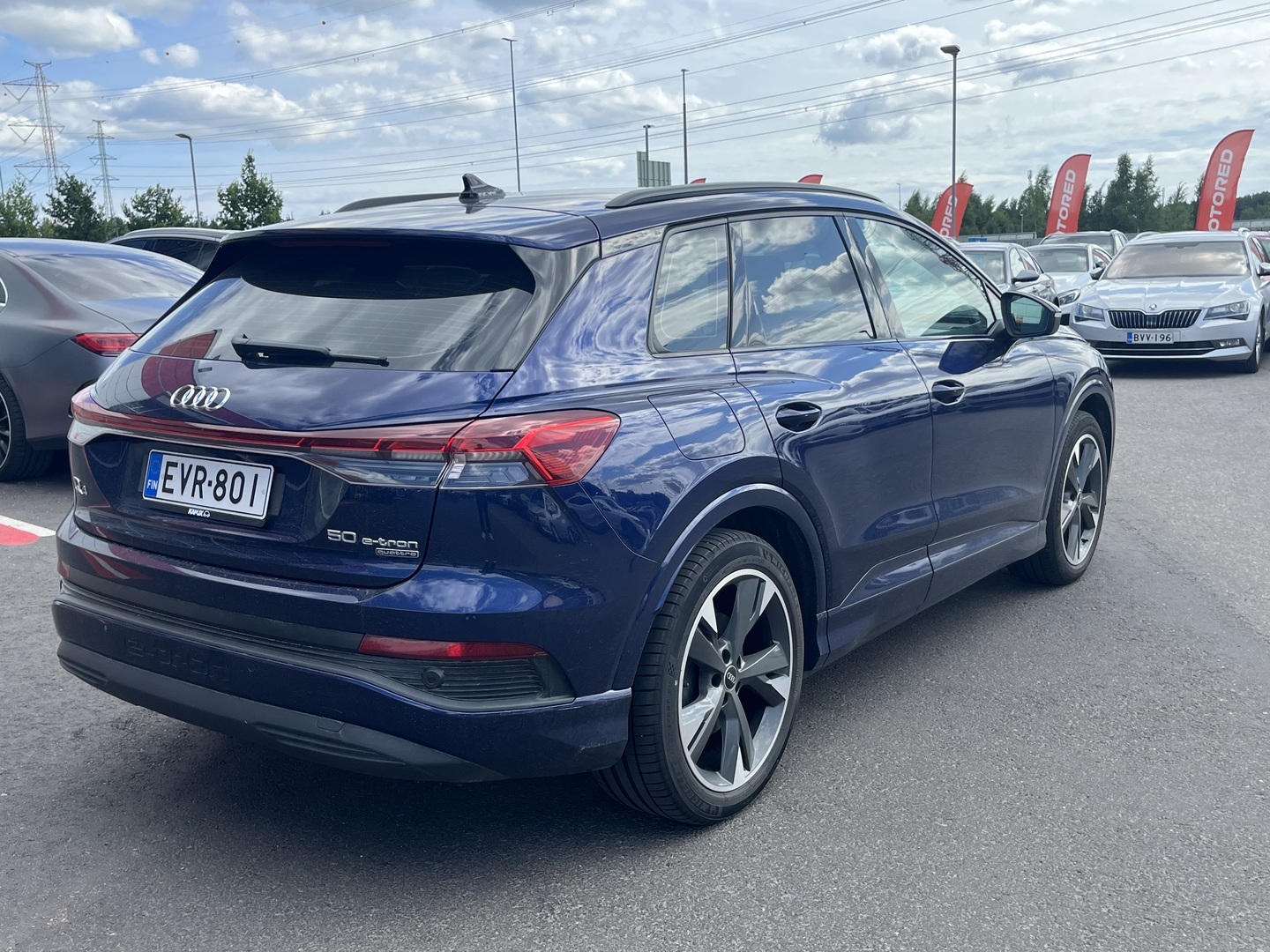 Audi - Q4 e-tron - 50 quattro // Matrix LED / Sonos Audio / ACC / Muistipenkki / Kamera / Sporttipenkit // - Farmari