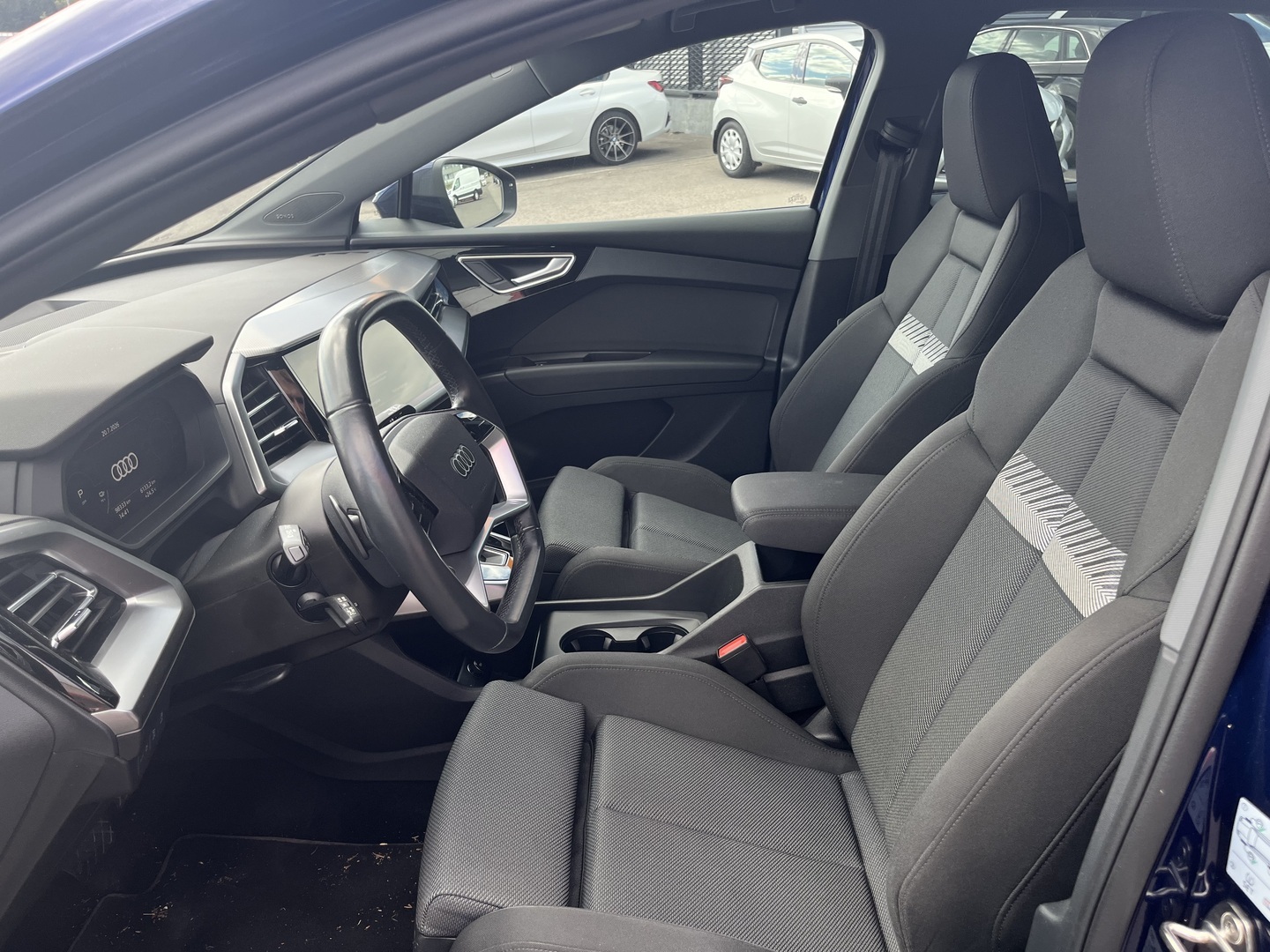 Audi - Q4 e-tron - 50 quattro // Matrix LED / Sonos Audio / ACC / Muistipenkki / Kamera / Sporttipenkit // - Farmari
