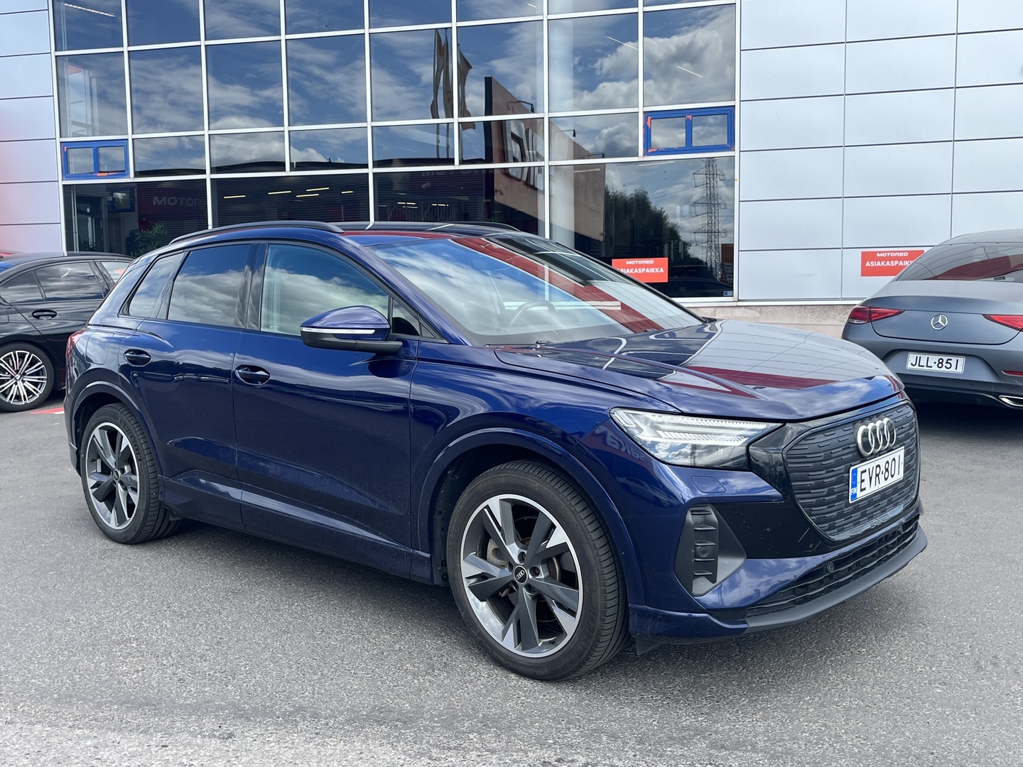 Audi - Q4 e-tron - 50 quattro // Matrix LED / Sonos Audio / ACC / Muistipenkki / Kamera / Sporttipenkit // - Farmari