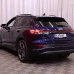 Audi - Q4 e-tron - 50 quattro // Matrix LED / Sonos Audio / ACC / Muistipenkki / Kamera / Sporttipenkit // - Farmari