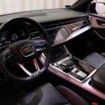 Audi - Q8 - 60 TFSI e 340 kW quattro tiptronic S Line - Maastoauto