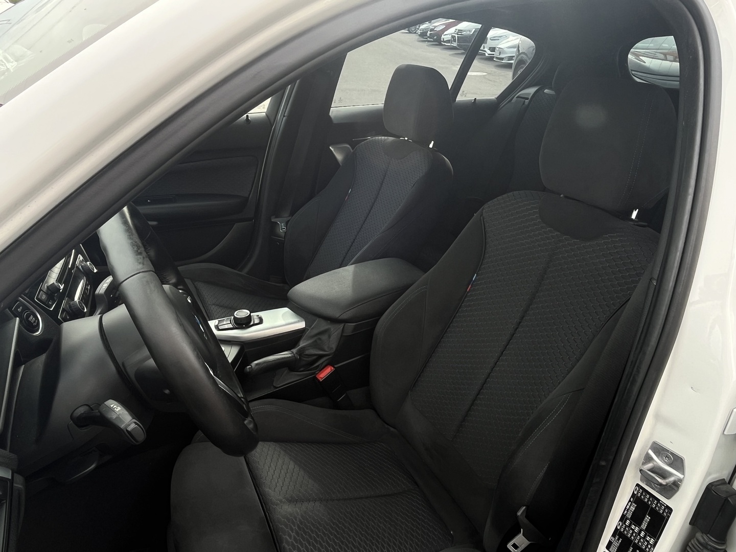 BMW - 120 - F20 LCI Hatchback 120d xDrive Business M Sport / Suomi-auto / LED / Webasto / H&K / CarPlay / Comfort access - Viistoperä