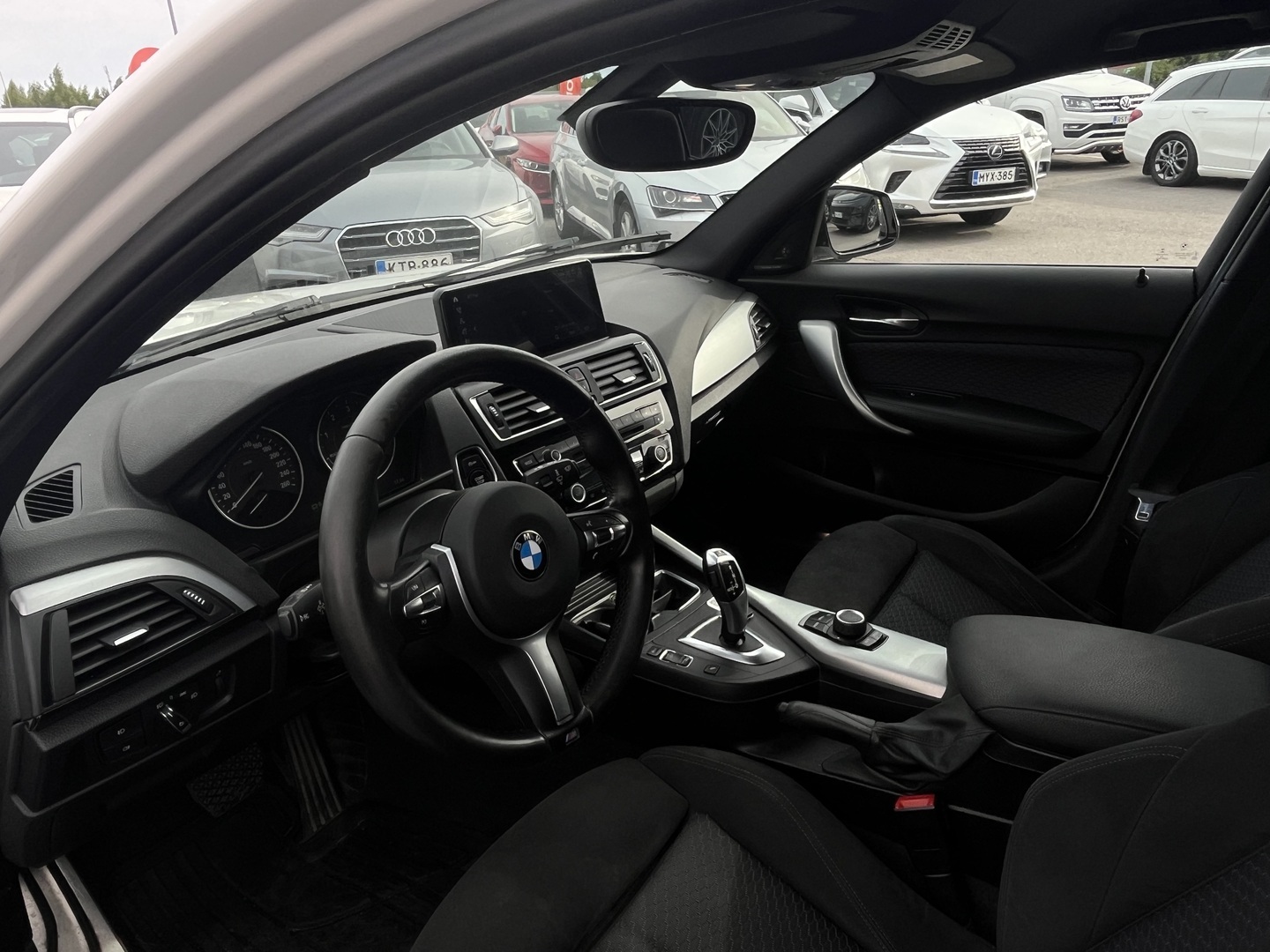 BMW - 120 - F20 LCI Hatchback 120d xDrive Business M Sport / Suomi-auto / LED / Webasto / H&K / CarPlay / Comfort access - Viistoperä