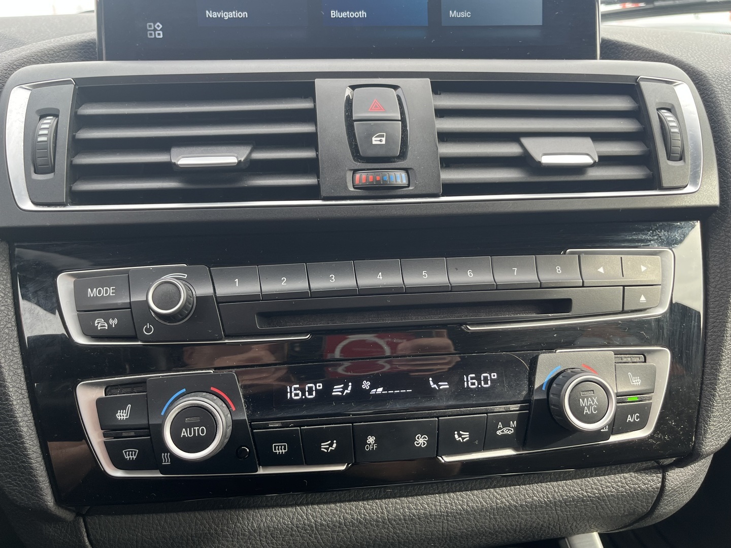 BMW - 120 - F20 LCI Hatchback 120d xDrive Business M Sport / Suomi-auto / LED / Webasto / H&K / CarPlay / Comfort access - Viistoperä
