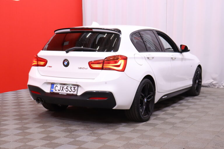 BMW 120