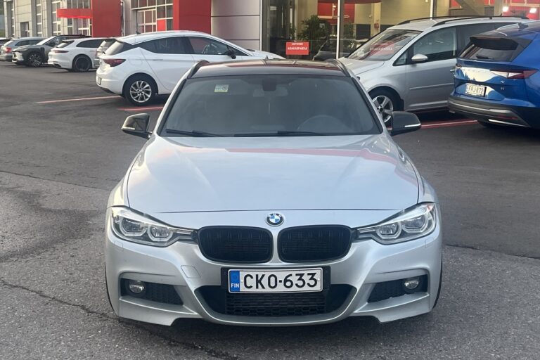 BMW 320