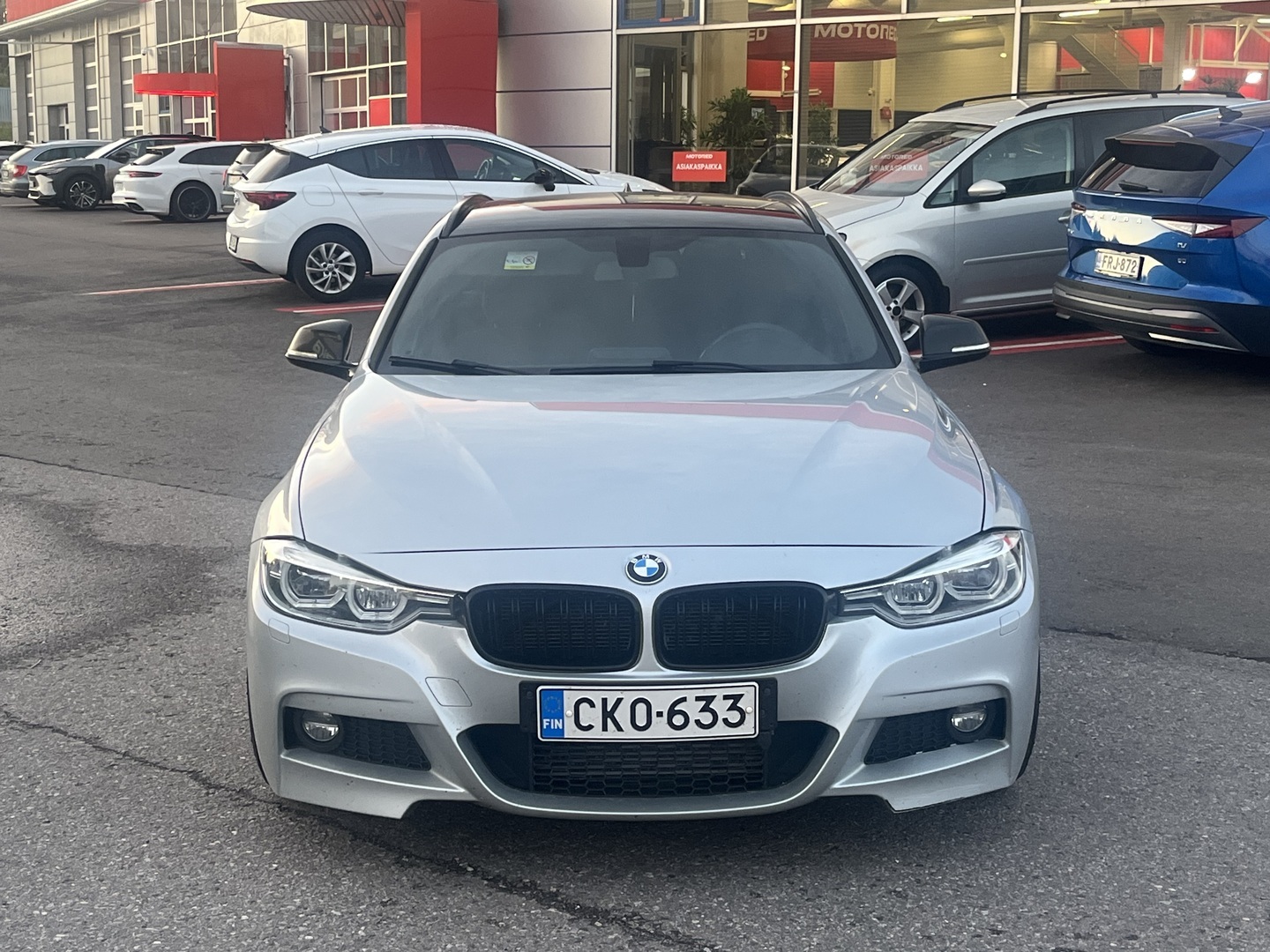 BMW - 320 - F31 Touring 320d A xDrive Business M Sport Edition - Farmari