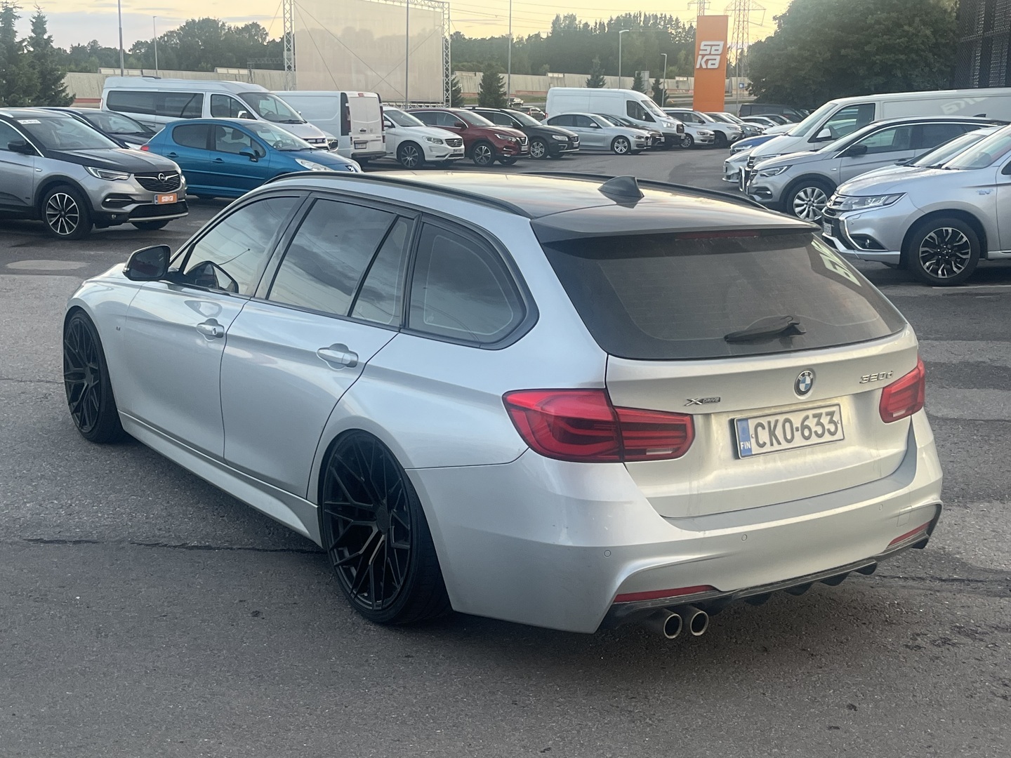 BMW - 320 - F31 Touring 320d A xDrive Business M Sport Edition - Farmari